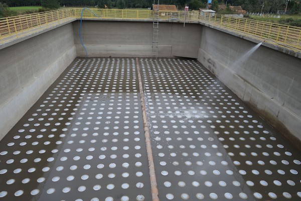 Sistema de aeração por ar difuso tipo disco fixo 6