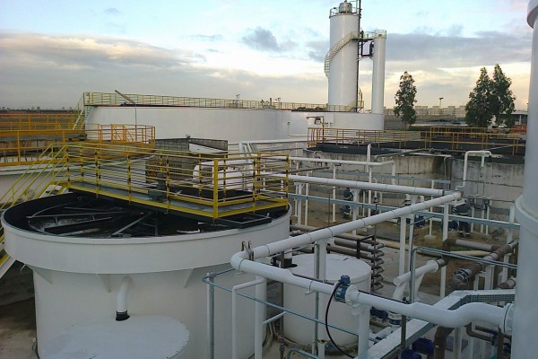 Estação de tratamento de efluentes industriais 4